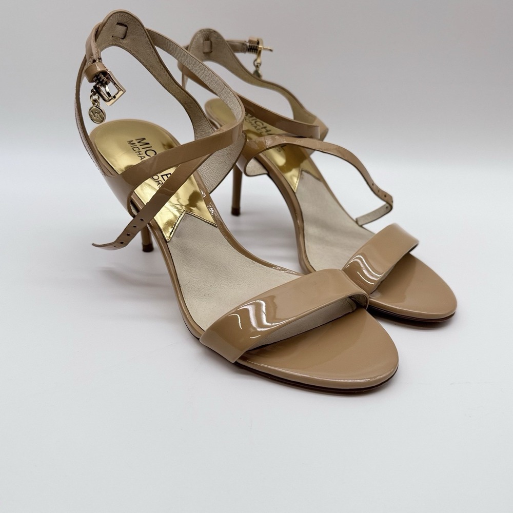 Michael Kors Kaylee Mid Sandal Heels Nude Size 6 M  Patent Leather With Box